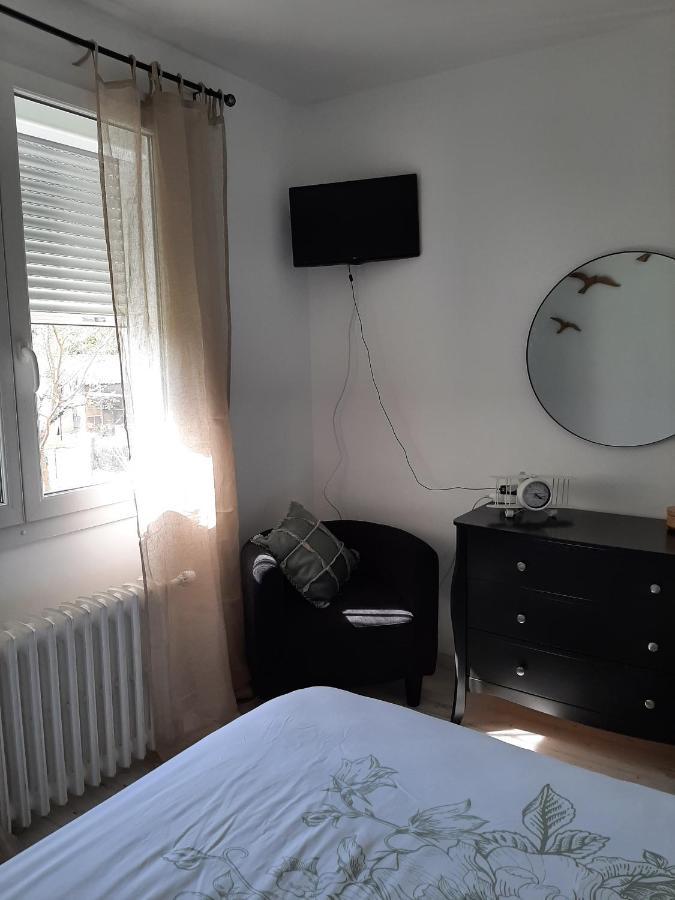 Chambre Chez L'Habitant 圣瓦利耶 外观 照片